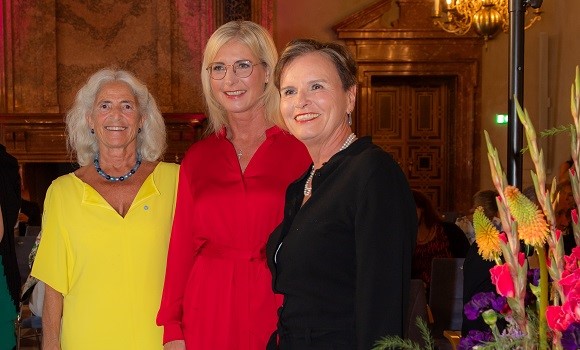 Ehrenpräsidentin Hildegund Rüger, Ulrike Scharf, Monika Meier-Pojda